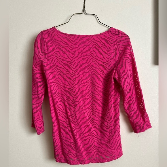 STRETCHY lace top in EUC - Picture 7 of 7